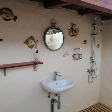 Feriehus Glamping Tinyhome Pond Cabin Talurdo Retreat *